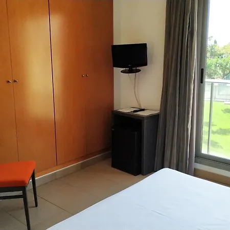 阿尔克瑟布雷套房酒店 3*